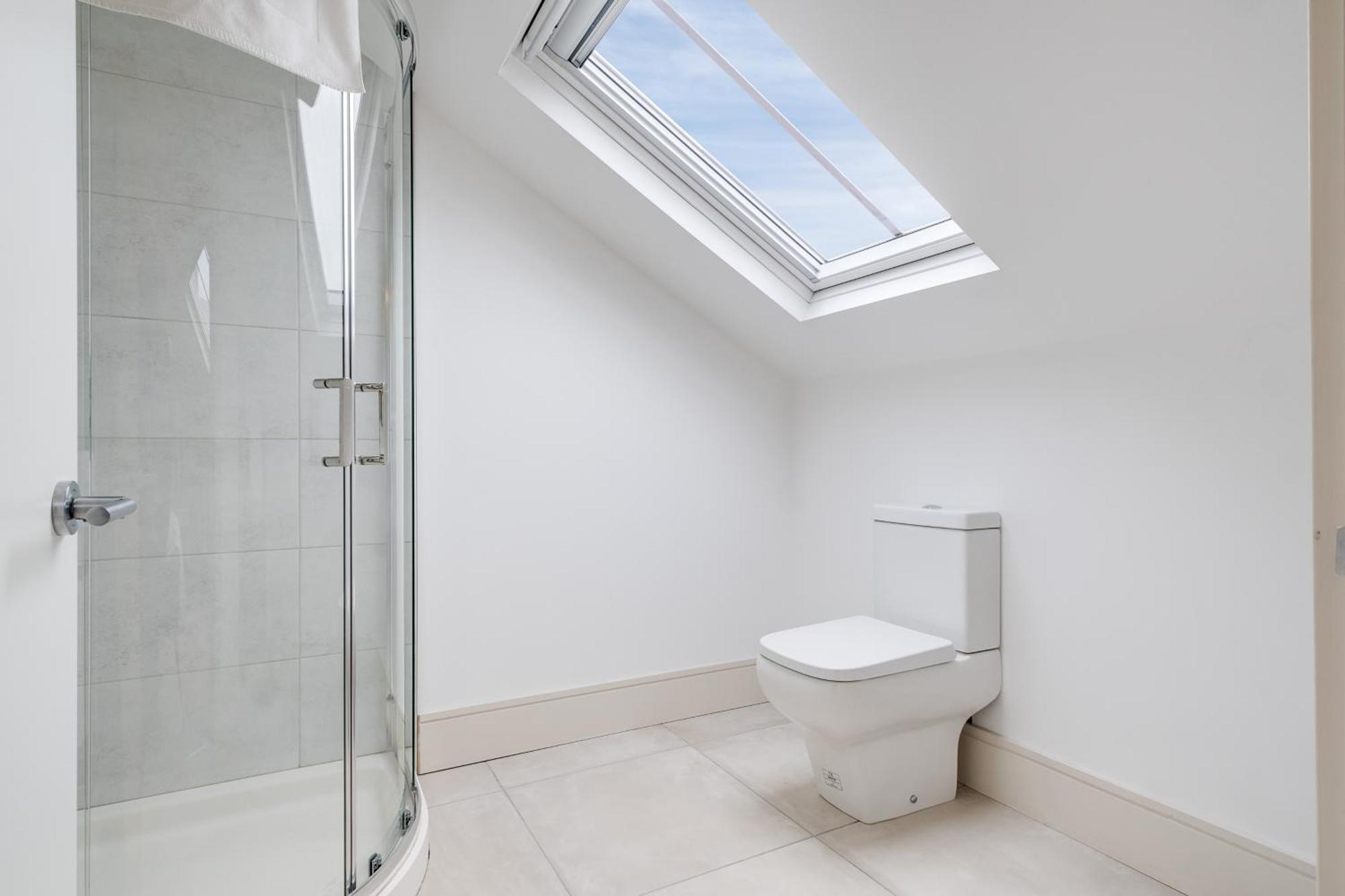 Osbourne House Pink 2 Bed, 2 And Half Bath Appartement