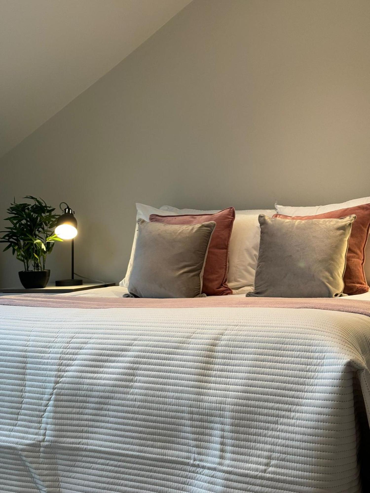 Apartment Osbourne House Pink 2 Bed, 2 And Half Bath Birmingham